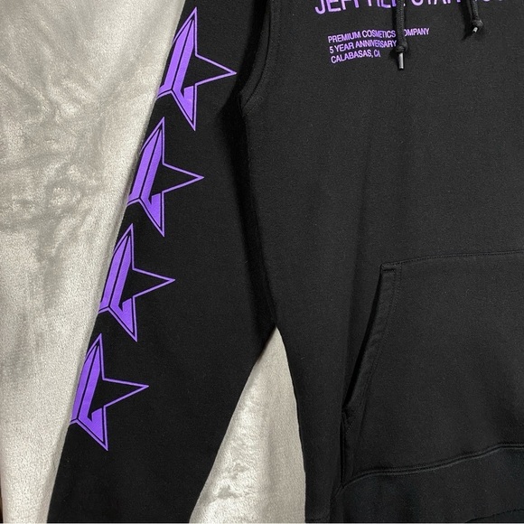 Jeffree Star Fashion Hoodie Unisex Size Medium Black Purple "5 Year Anniversary" - Picture 3 of 7